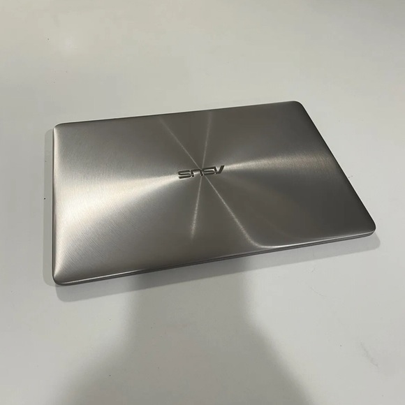 ASUS ZENBOOK UX330U Notebook PC - Picture 4 of 9